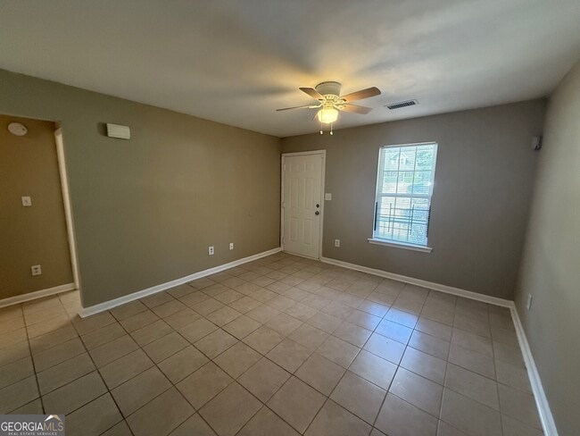 Building Photo - 960 Windwood Ct