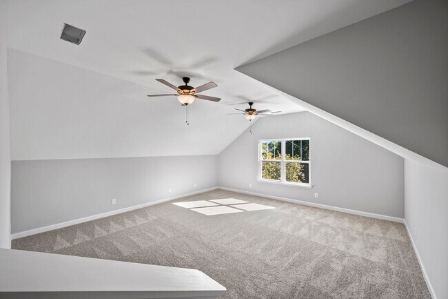 Building Photo - Beautiful Newer Construction Home in Old Hickory – 3 Bed, 2.5 Bath