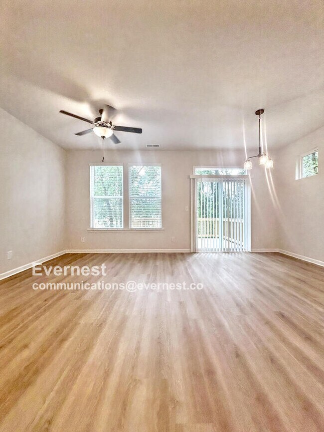 Building Photo - 311 Pawley Dr