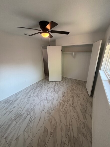 Building Photo - 7022 Winter Park Pl