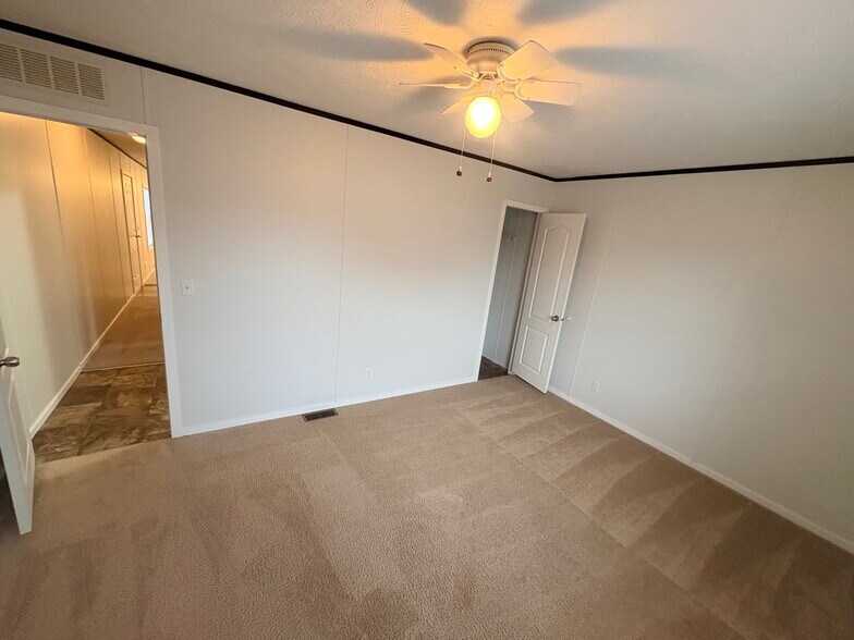 Building Photo - 2331 Windover Dr