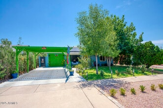 Building Photo - 1817 N 21st St