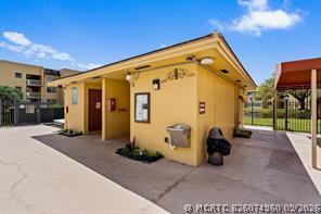 Building Photo - 6091 NW 61st Ave