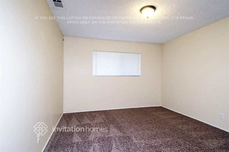 Building Photo - 35334 Mountain View St