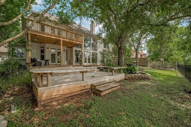 Building Photo - 1123 Horseshoe Dr