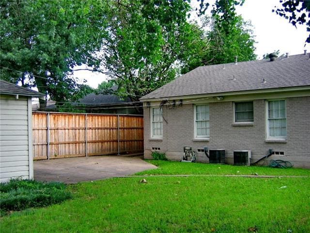 Building Photo - 6214 Winton St