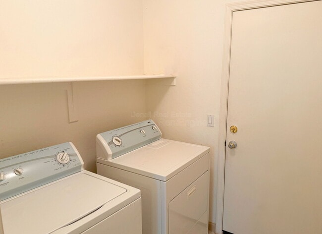 Building Photo - 235 W Angus Rd