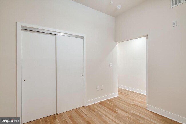 Building Photo - 1430 South St