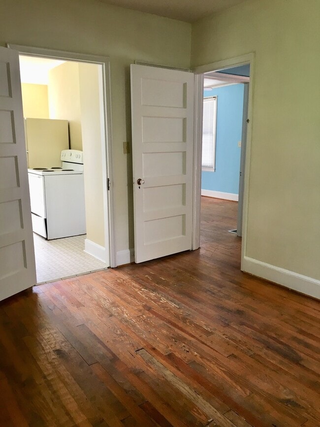 Building Photo - Olympia