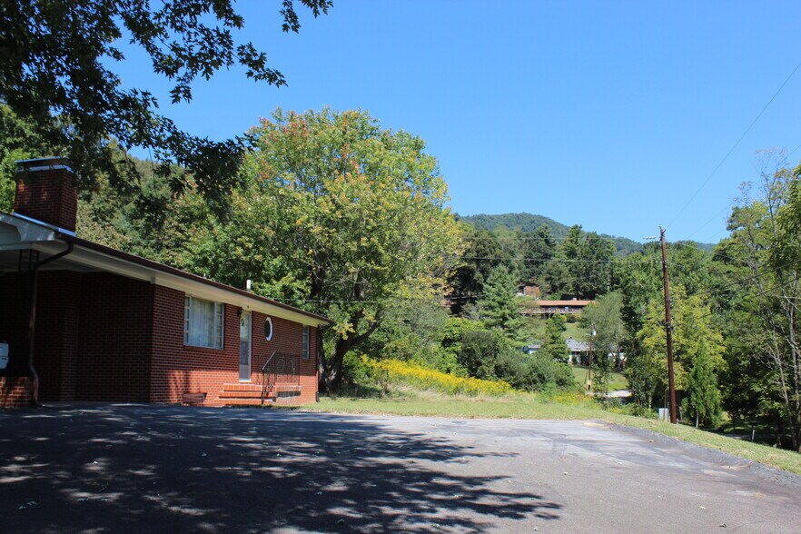 Front of House - 133 Rockdale Ave