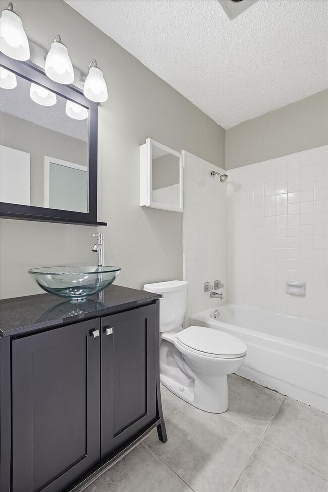 Building Photo - Half of Duplex Ready for New Tenants- 2 Bed, 2 Bath- North Richland Hills- Birdville ISD- 76180