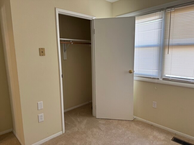 Building Photo - 14648 Balsam St
