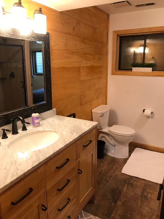 Building Photo - 155 Clubridge Pl