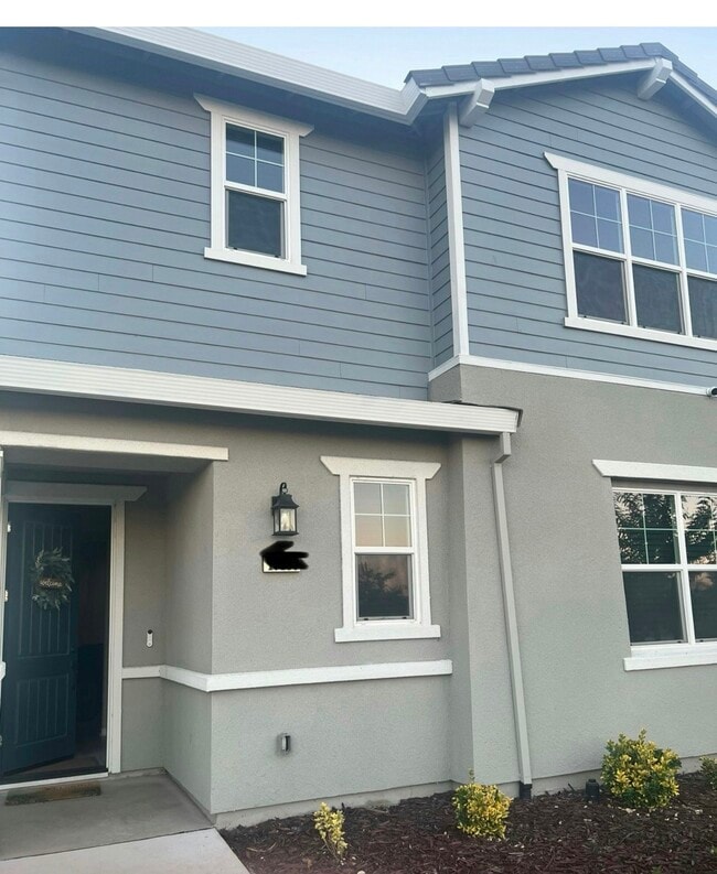 Building Photo - 17489 Oberlin Ave