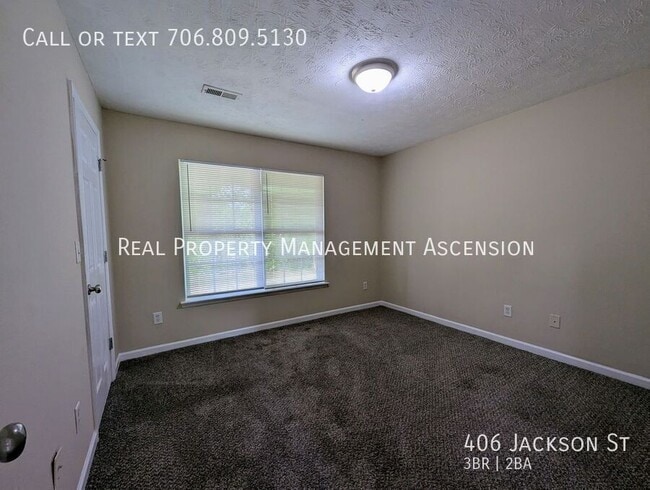 Building Photo - 406 Jackson St