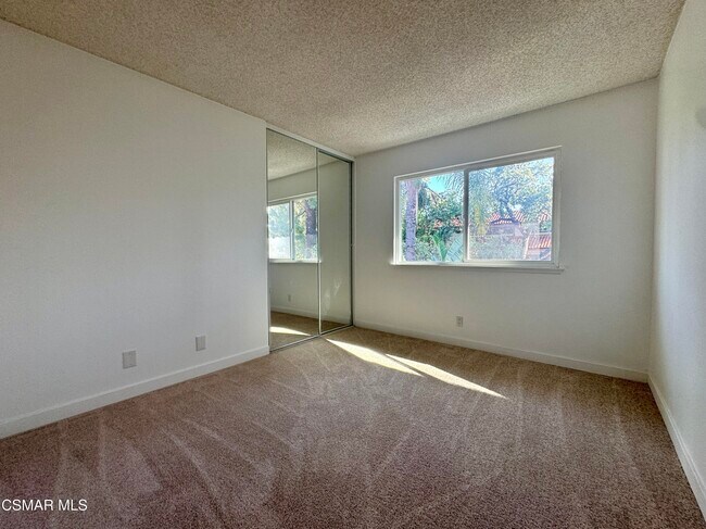 Building Photo - 3362 Blue Ridge Ct