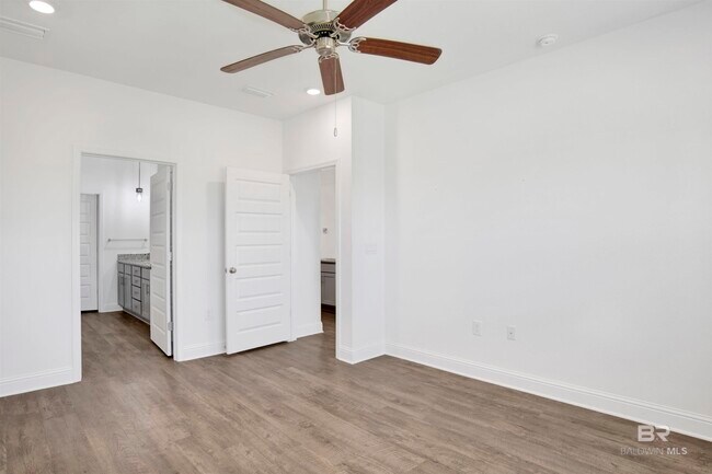 Building Photo - 4299 Montague Dr