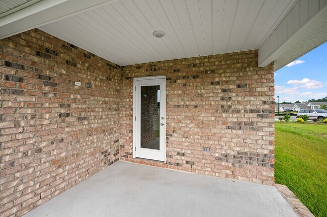 Building Photo - 1287 Hayward Lp