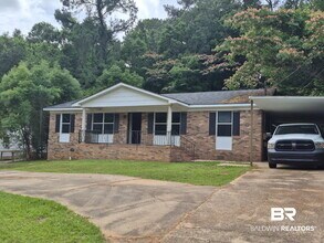 Building Photo - 1703 Pollard Rd