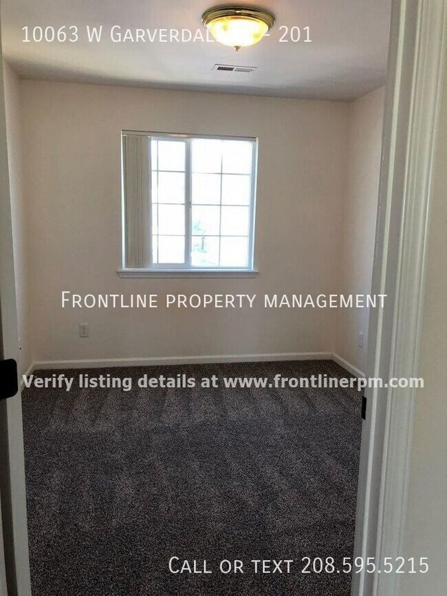 Building Photo - 10063 W Garverdale Ln