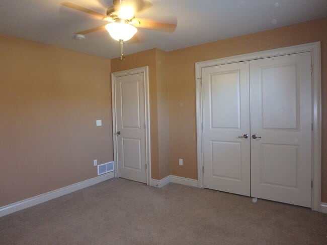 Building Photo - Great 3 Bed 2 Bath House in Mill Creek Manor!