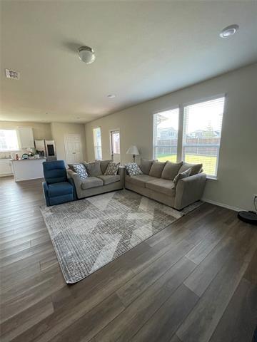 Building Photo - 902 Feldspar Way
