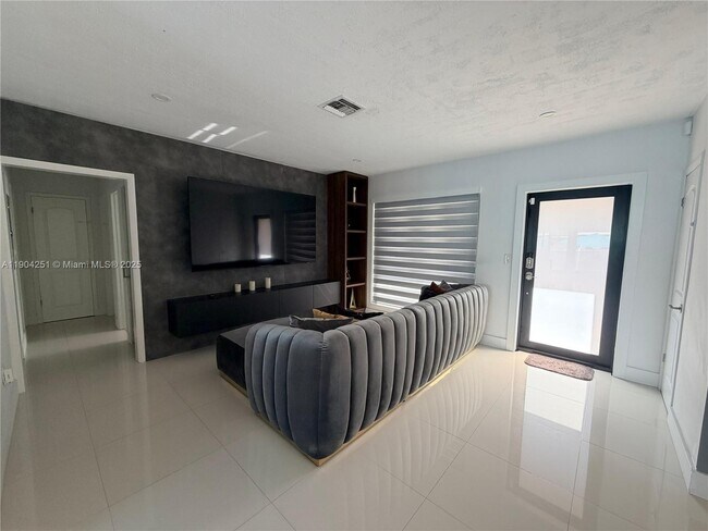 Building Photo - 8721 SW 191st St