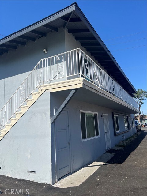 Building Photo - 5852 Orange Ave