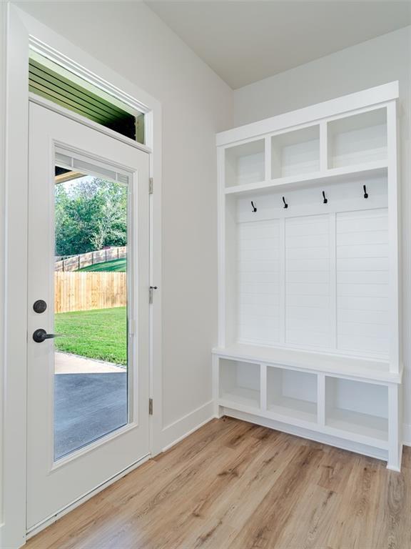 Building Photo - 1317 Bunker Dr