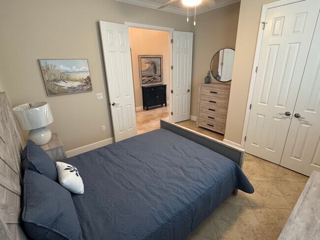 Building Photo - 9080 Isla Bella Cir