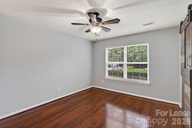 Building Photo - 3445 Broadwick St