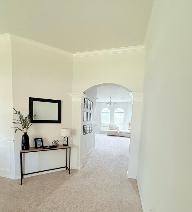 Building Photo - 6338 Big Oak Canyon Dr