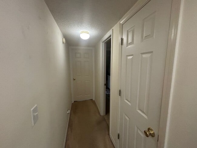 Building Photo - 37 3rd St