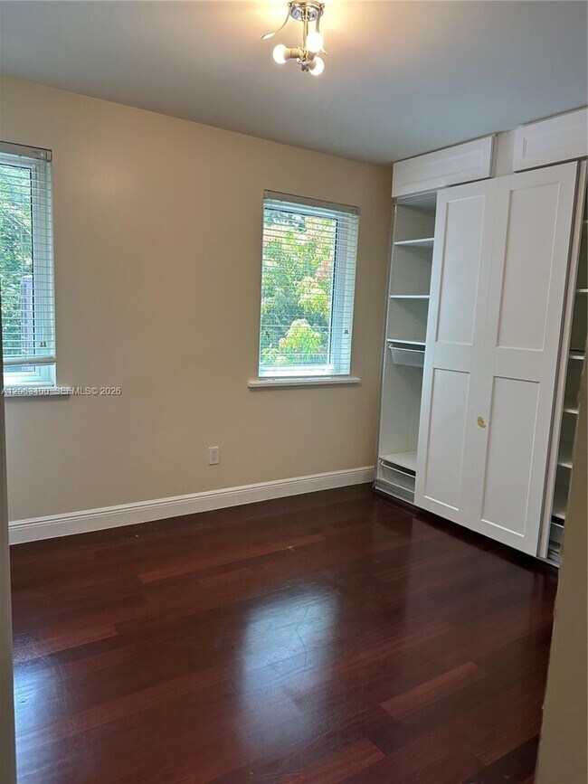 Building Photo - 3160 Matilda St