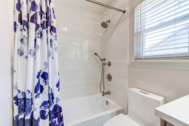 Building Photo - 12503 Whispering Sands Ct