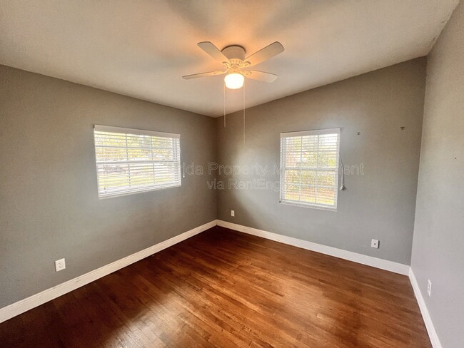 Building Photo - 722 Baltimore Dr
