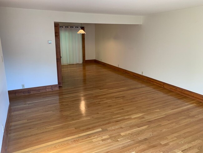 Building Photo - The Bigelow Brook Condo