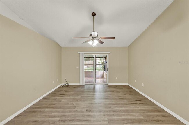 Building Photo - 5340 Old Oak Tree Dr