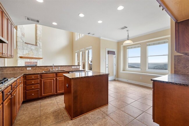 Building Photo - 15 Mountain Terrace Cove