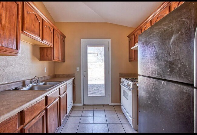 Building Photo - 14729 Cactus View Ct