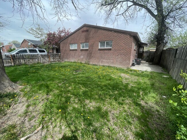 Building Photo - 1154-1156 Brooklyn Ave