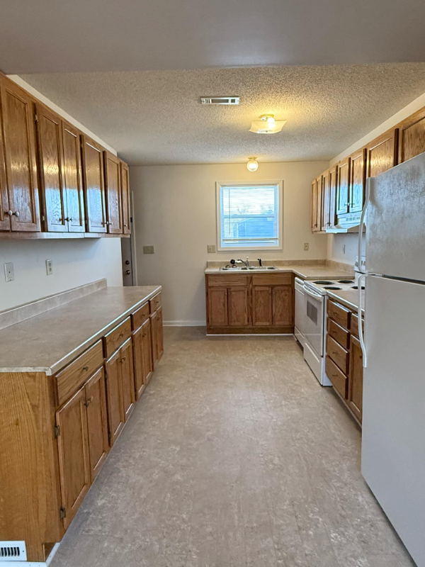Primary Photo - 60 Riley Manor Cir