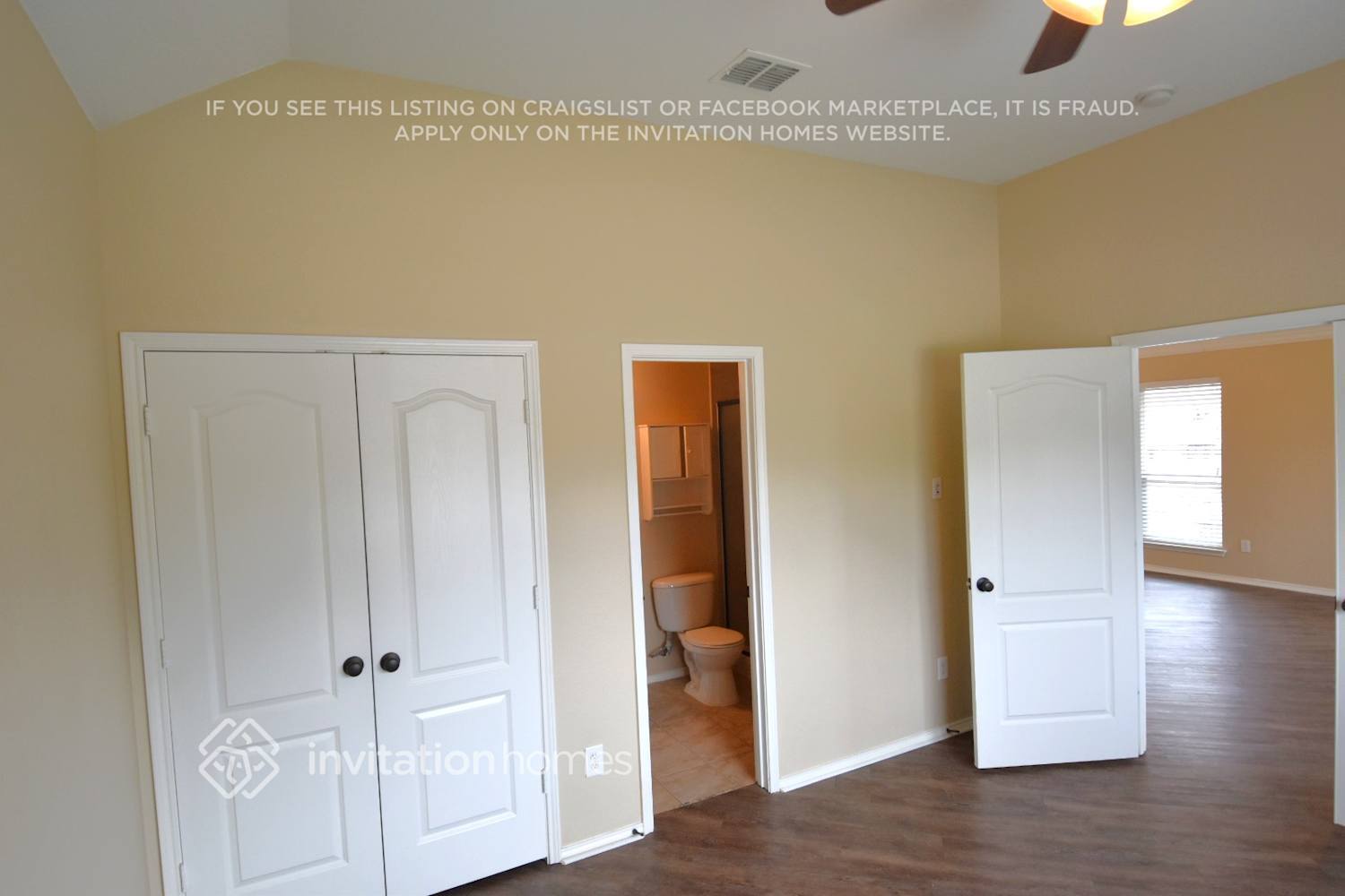 Building Photo - 113 Singletree Ln