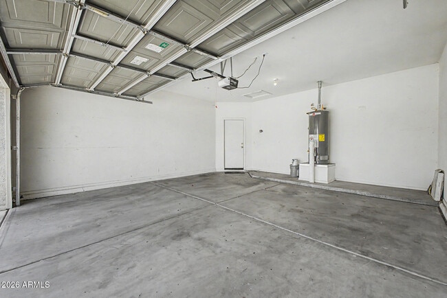Building Photo - 16671 N 169th Ave