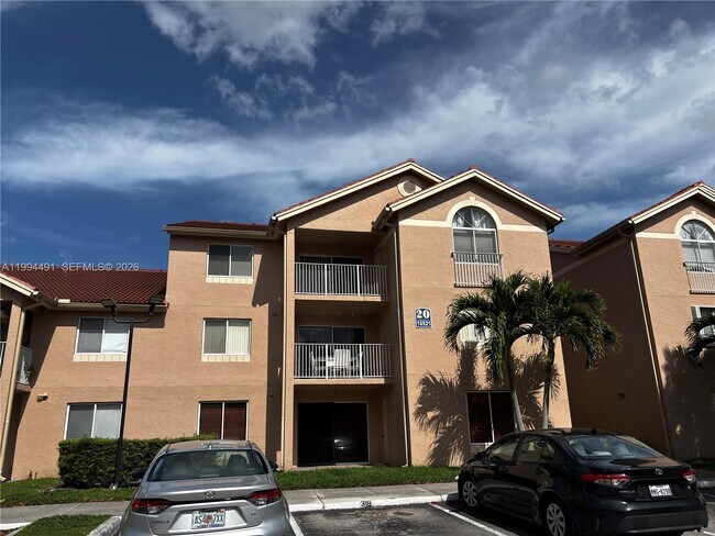 Building Photo - 10521 SW 158th Ct