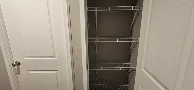 Building Photo - 209 Magnolia Pl