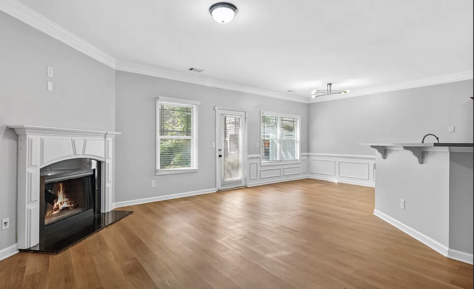 Building Photo - 1610 Chattahoochee Ct