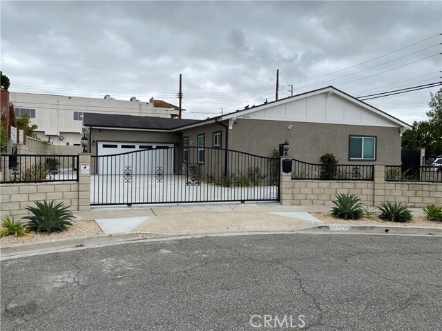 Building Photo - 14992 Stengal St