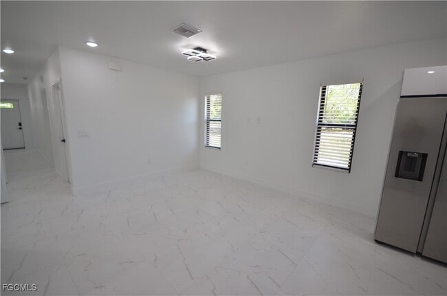 Building Photo - 2188 Barker Blvd