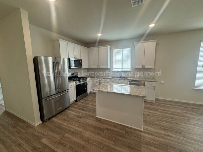 Building Photo - 8132 Cedar Lake Ln